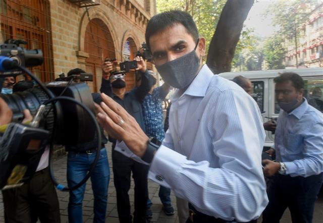 आर्यन खान केस : एनसीबी ने माना, पूर्व ज़ोनल डायरेक्टर से हुई गलती, सरकार ने कार्रवाई का दिया आदेश