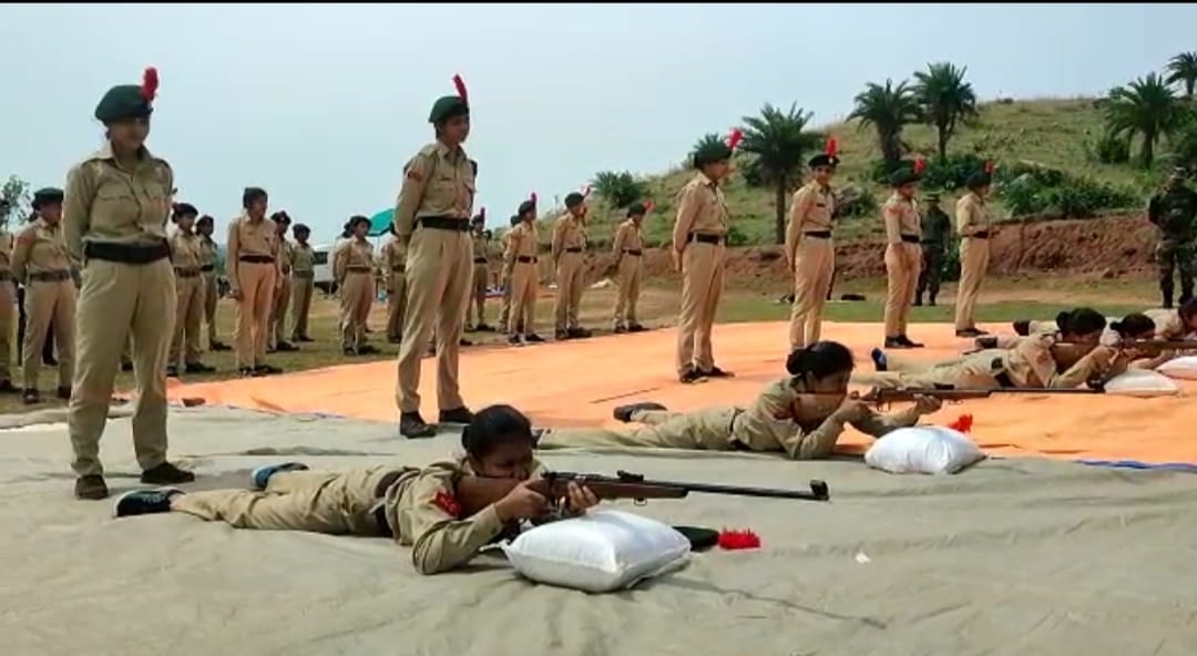 झारखंड के विभिन्न जिलों से पहुंचीं गर्ल्स एनसीसी कैडेट ने दिखाये करतब और जज्बा भी