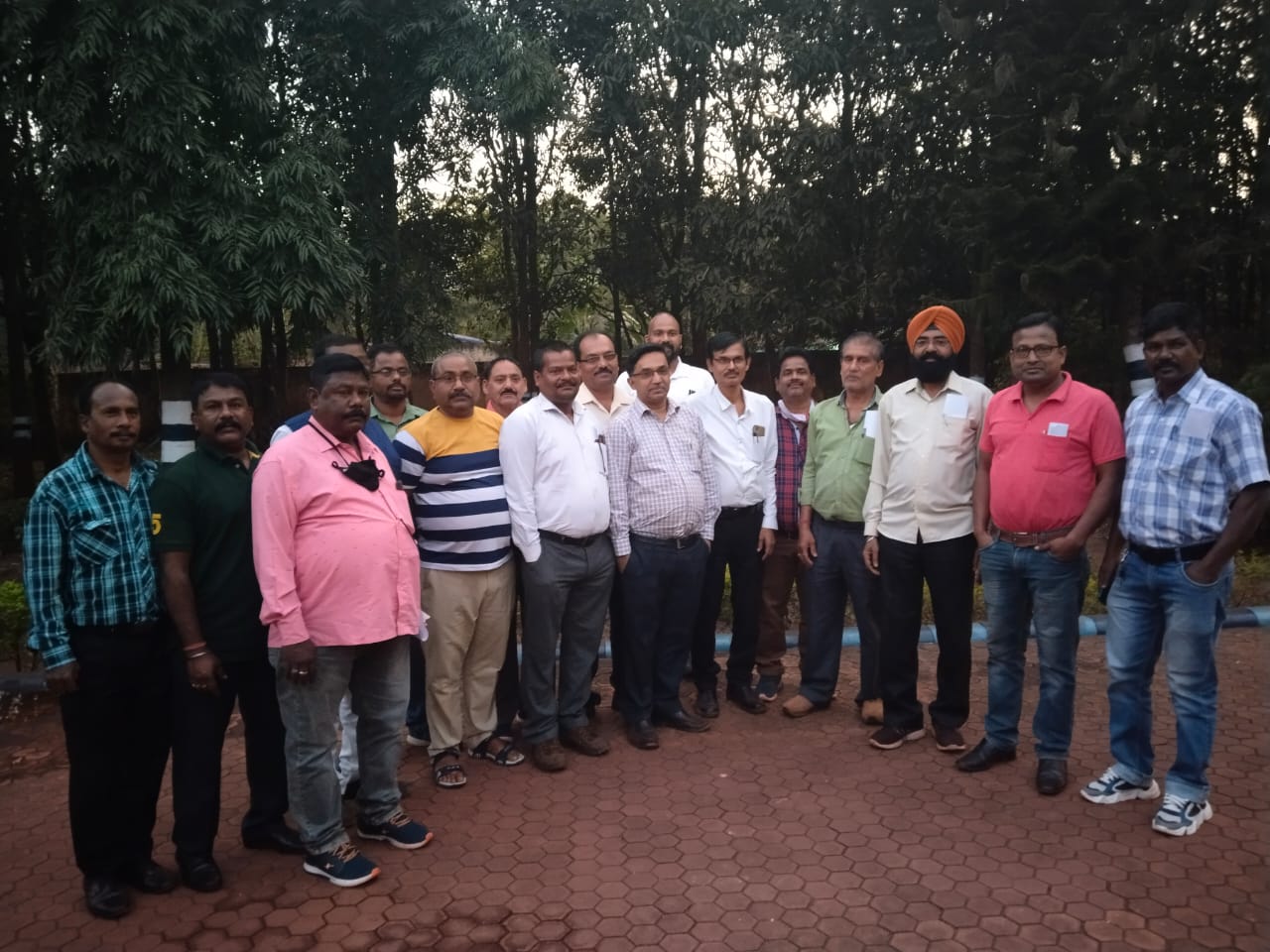 इंटक ने सेल प्रबंधन को सौंपा 10 सूत्री मांग पत्र, टाउनशिप डेवलपमेंट नहीं होने से नाराज हैं श्रमिक