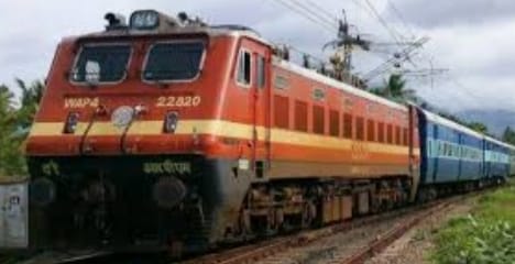 यात्री गण ध्यान दें : जुलाई में पॉवर ब्लॉक के कारण कई ट्रेनों के रूट में होगा बदलाव, जानिए कौन सी है आपकी ट्रेन