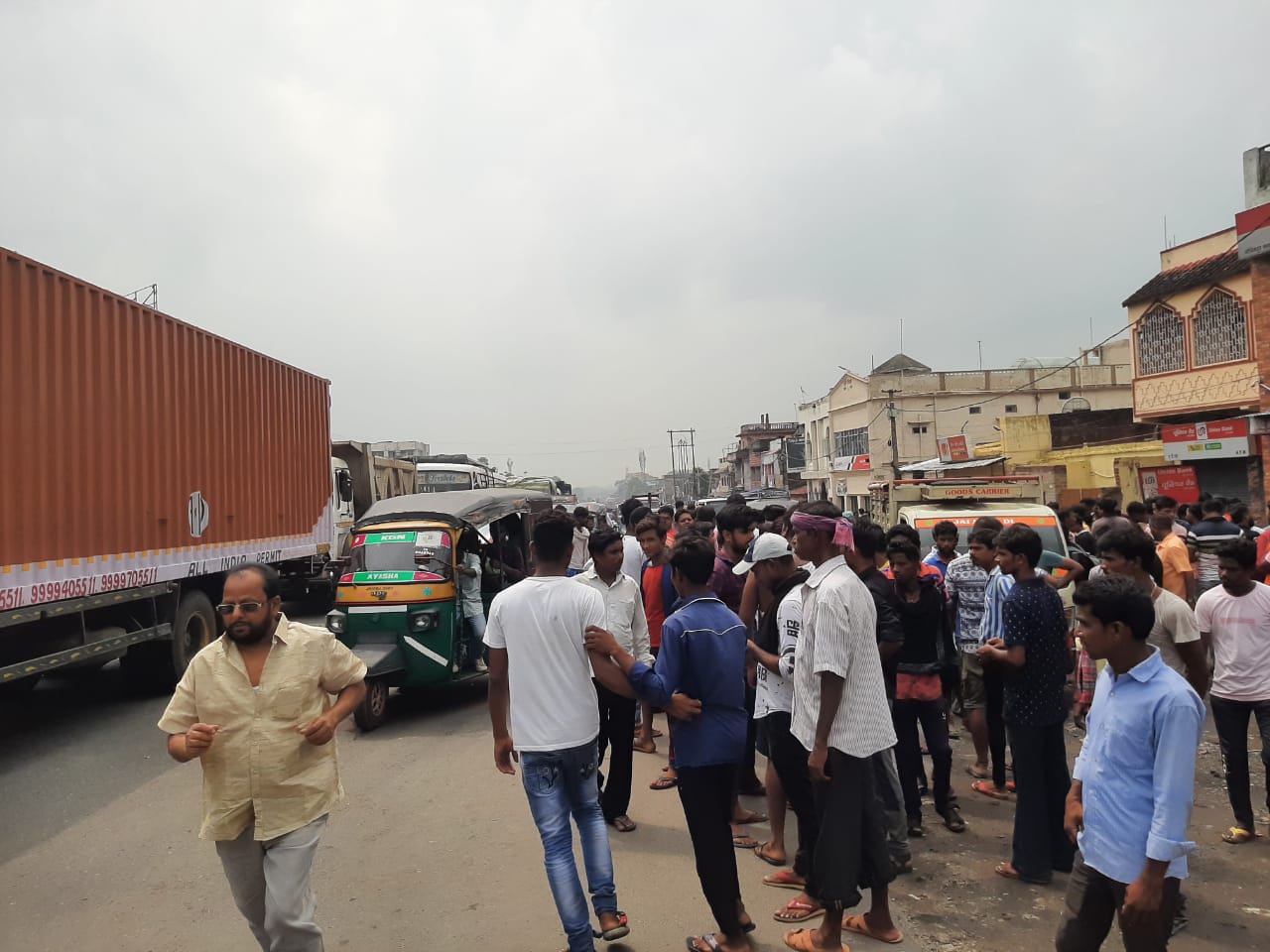 वह तो पति के साथ ट्रीटमेंट के लिए जा रही थी, उसे क्या मालूम कि आज उसका आखरी दिन है