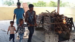 चाईबासा:  नहीं मिला कोई ब्लड देने वाला, आखिर चुंबरू बिरहोर ने तोड़ दिया दम- तब जागा प्रशासन