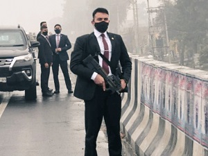 PM का देवघर दौरा: SPG ने संभाला मोर्चा, मंदिर-एयरपोर्ट-कॉलेज भवन का किया निरीक्षण