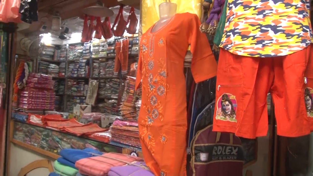 बाबा भोलेनाथ की हाजिरी के लिए सज चुका है धनबाद का बाजार, जानिए क्या है तैयारी