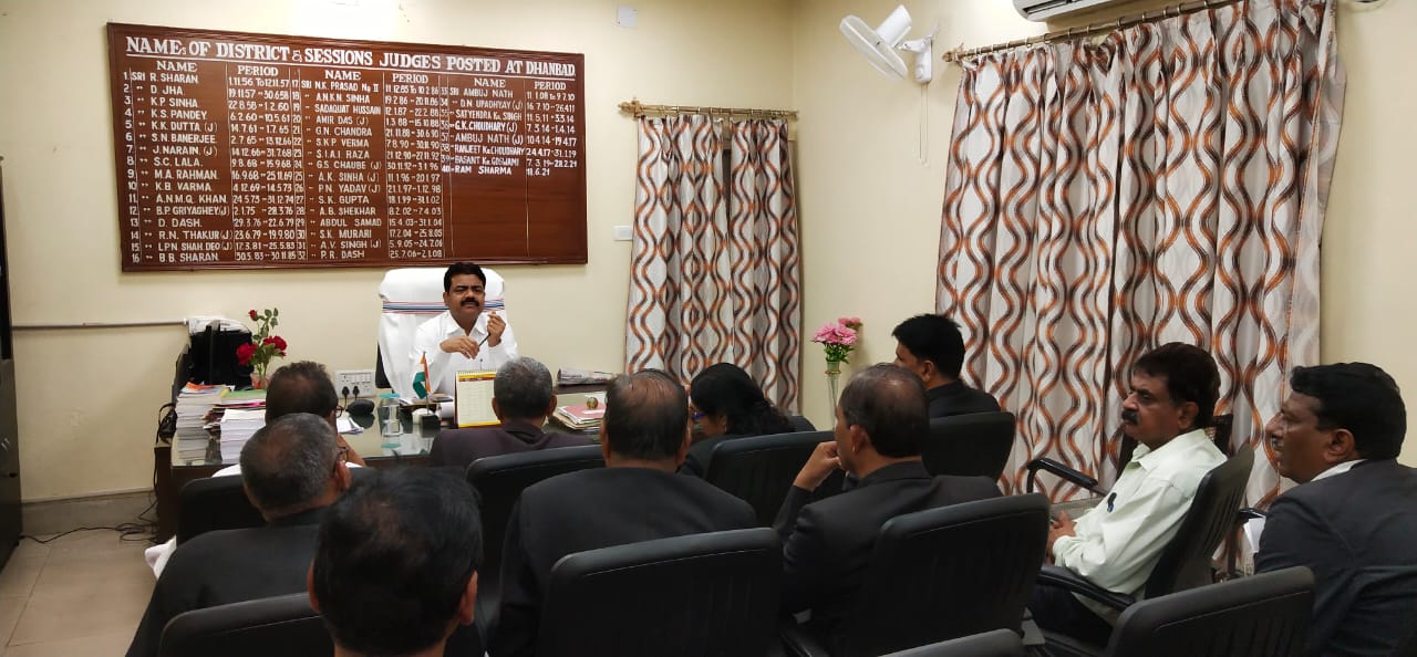 13 को धनबाद में लगेगी नेशनल लोक अदालत ,जानिए किन किन मामलो का हो सकता है निपटारा