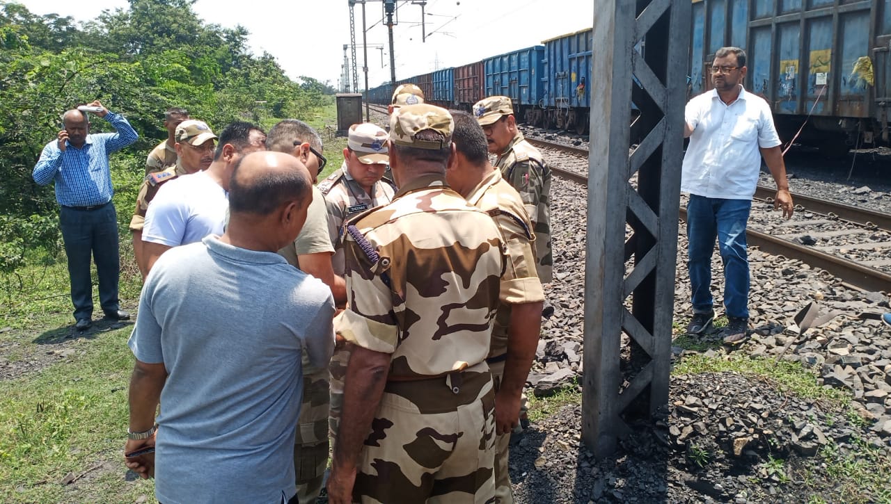 DHANBAD: सीआईएसएफ जवानों ने कैसे बचाई अपनी जान, आप भी जानिए 