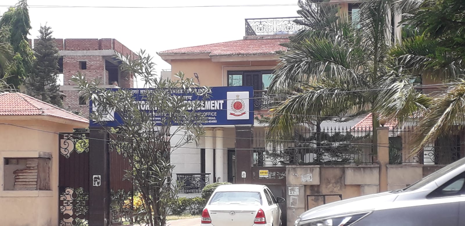 Big Breaking: रांची में एक साथ 18 जगहों पर ED की रेड , सीएम के करीबी के यहां दूसरी दफे दबिश