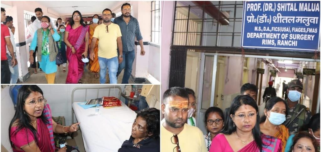 पीड़ित सुनीता से मिलने पहुंची महुआ माजी, पीड़िता ने सांसद को बताए कई राज़, जानिए क्या