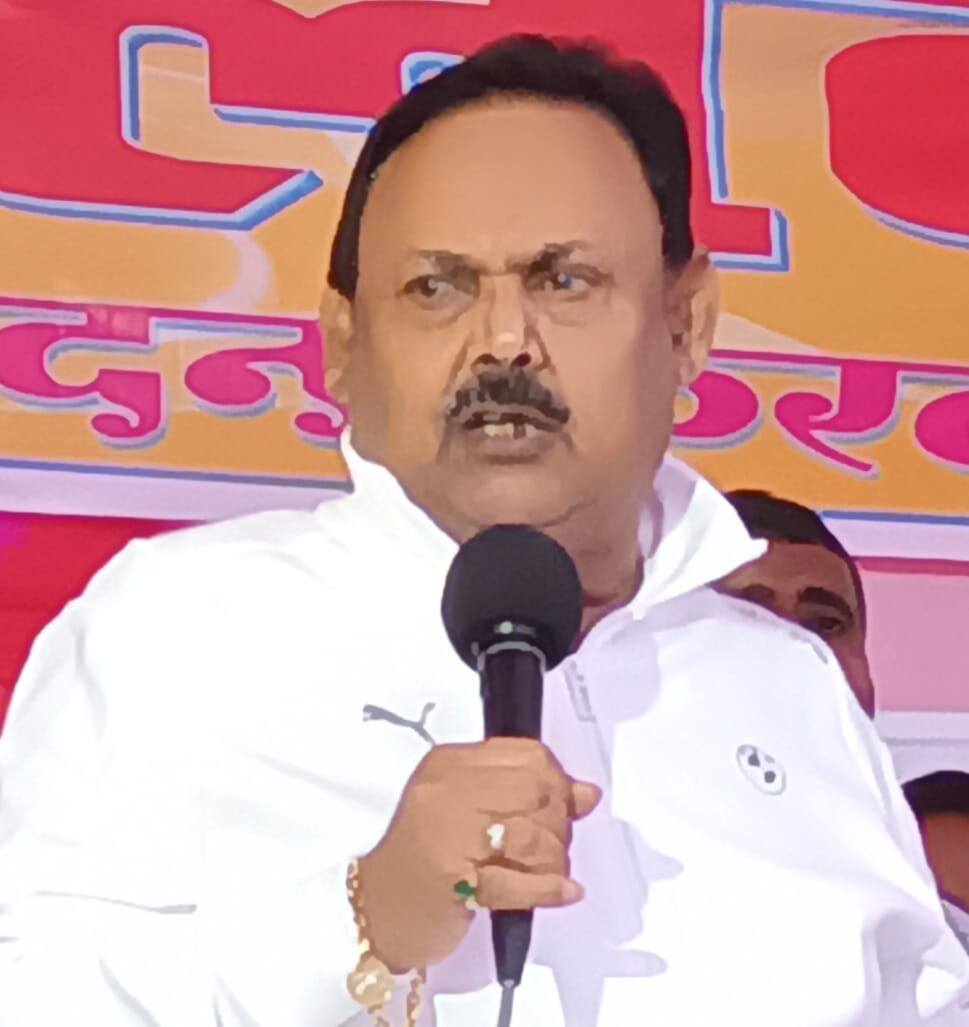 अगस्त 2022 माह का राशन नहीं मिलने से आम लोग परेशान, विधायक कमलेश कुमार सिंह ने की उच्च स्तरीय जांच कराने की मांग    