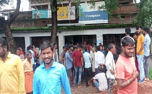 जीटी रोड बगोदर में तोड़फोड़ और फायरिंग, फैली दहशत- जानिये इसकी वजह