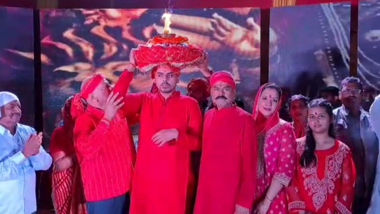 वर्षा पर भारी पड़ी भक्ति, बड़ाजमुआ के जागरण में रात भर जमे रहे भक्त