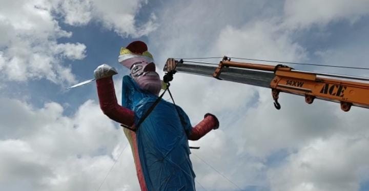 मुस्लिम कारीगर ने तैयार किया यहां का रावण, धूमधाम से होगा रावण, मेघनाथ और कुंभकर्ण का वध    