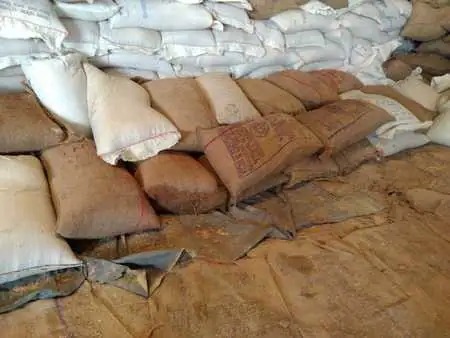 गोमो में चोरों का कमाल देखिये, मालगाड़ी से उतार लिए 200 बोरा गेहूं, जानिए फिर क्या हुआ