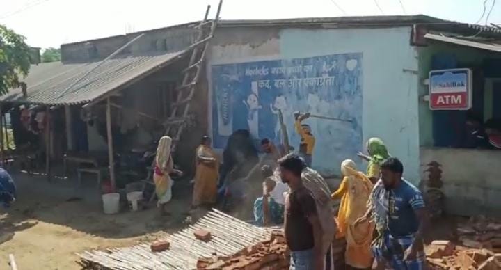 गोड्डा: जमीन विवाद को लेकर मारपीट, एक ही परिवार के 4 लोग घायल