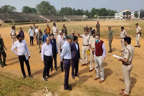 झारखंड में राष्ट्रपति के दौरे को लेकर प्रशासन अलर्ट, सभा स्थल का लिया जायजा