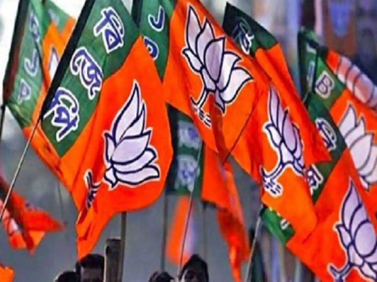 धनबाद : सड़क पर राजनीति ! सरकार की नीतियों के खिलाफ सड़क पर उतरेगा भाजपा, जानिए क्या होगा प्रर्दशन का रोडमैप  