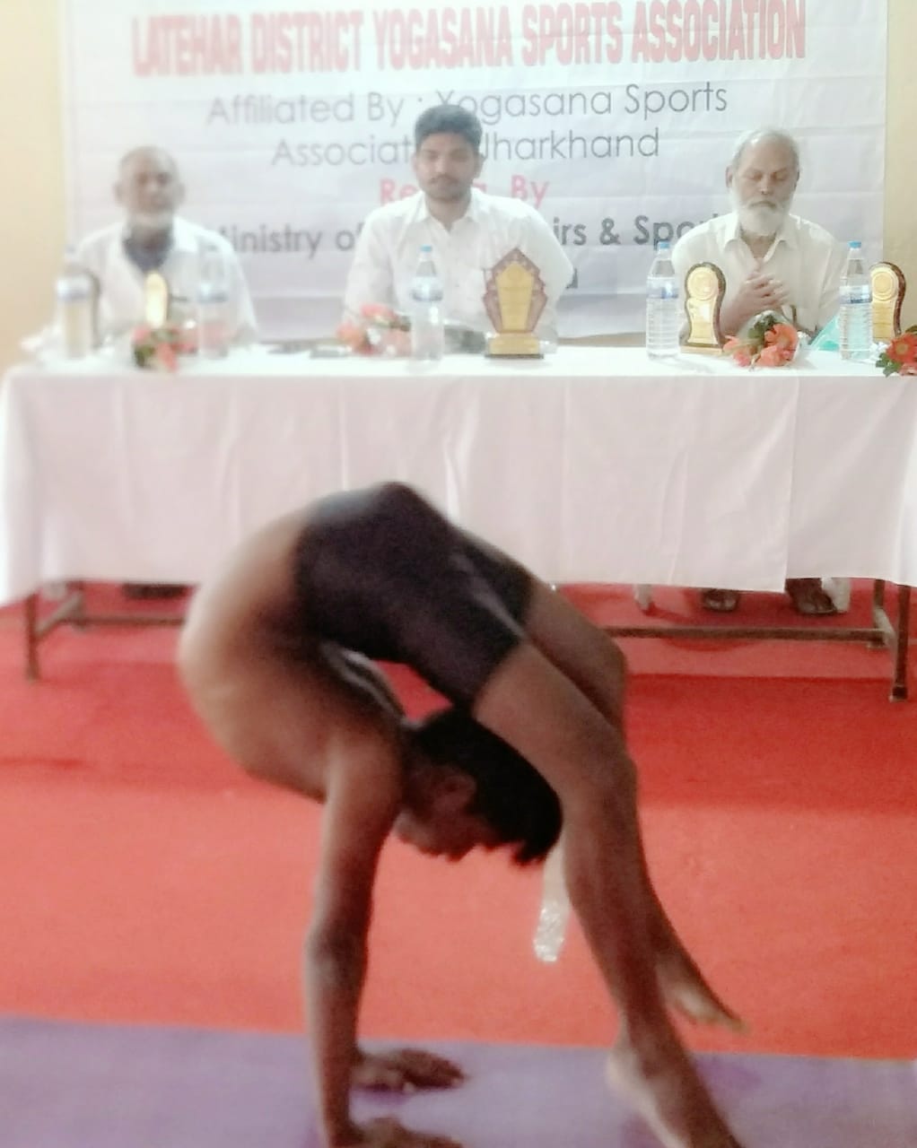 हेल्थ के लिए फायदेमंद है योग - डीसी