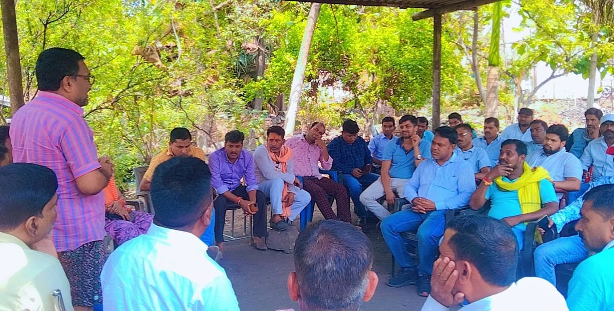 अगले महीने 17 को धनबाद पहुंच रहे सुदेश महतो ,पढ़िए कैसे बन रही है विधानसभा की सीटों पर दावेदारी बढ़ाने की योजना 