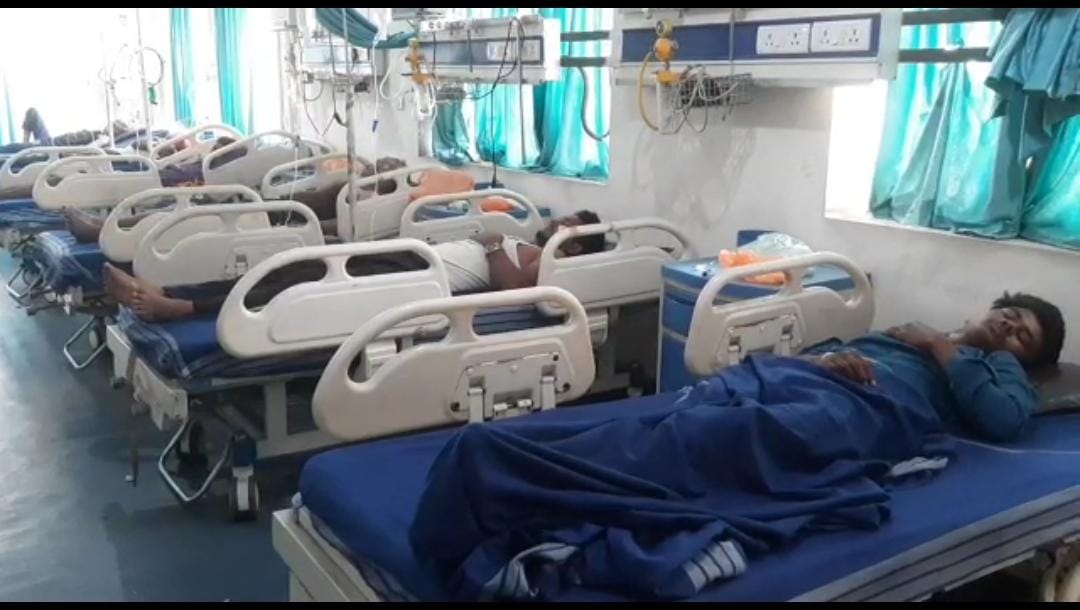 रक्तदान महादान,  बीडीओ ने ब्लड डोनेट कर लोगों को किया जागरुक   