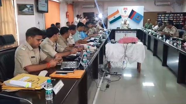 डीजीपी ने सभी जिलों के पुलिस अधीक्षक के साथ की बैठक, अपराधिक गिरोह के खात्में के लिए बनाई गई रणनिती