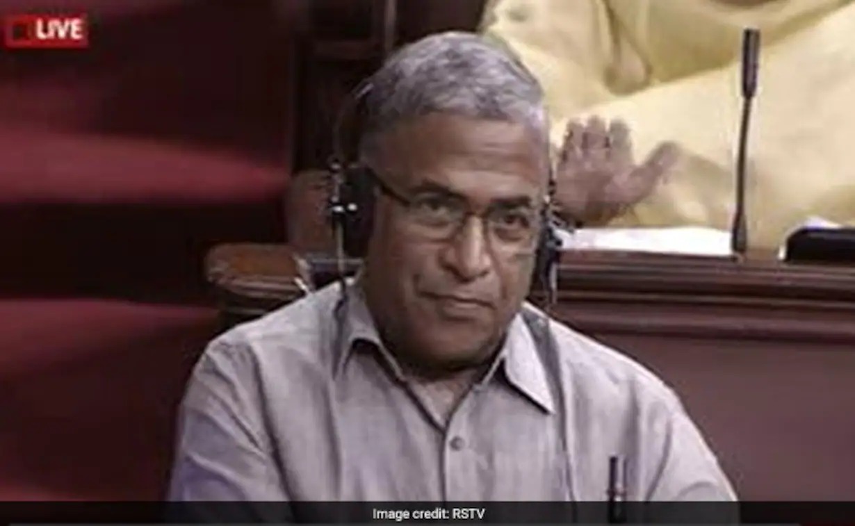 झारखंड -बिहार से लेकर दिल्ली तक की नजरें टिकी है उपसभापति हरिवंश पर, पढ़िए क्या है वजह