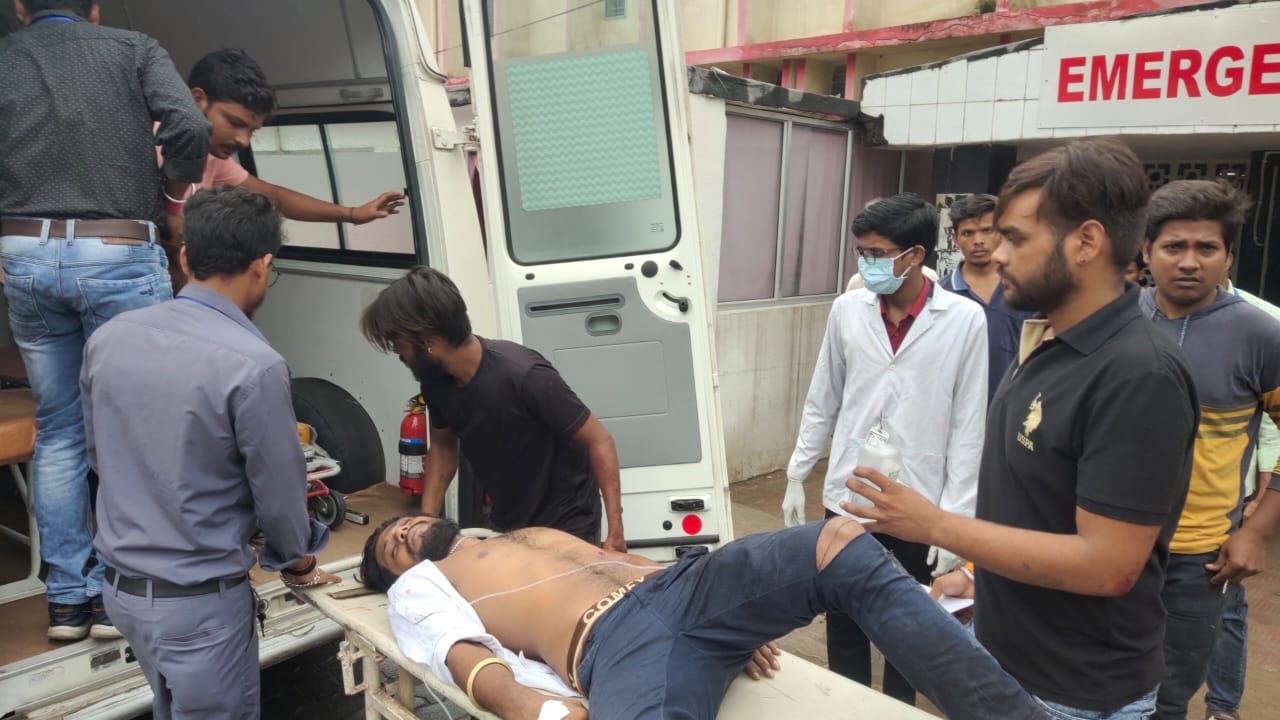 लौहनगरी में अपराधी बेलगाम, खुलेआम एक युवक को मारी गोली, स्तिथि गंभीर