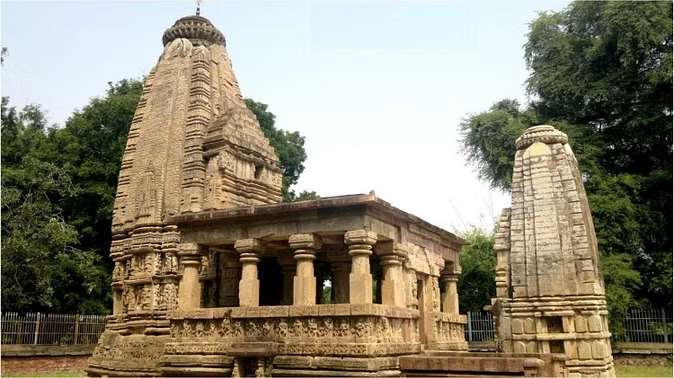 इस अनोखे मंदिर में भाई- बहन का एक साथ घुसना है मना, जानिए क्या है इसके पीछे की वजह