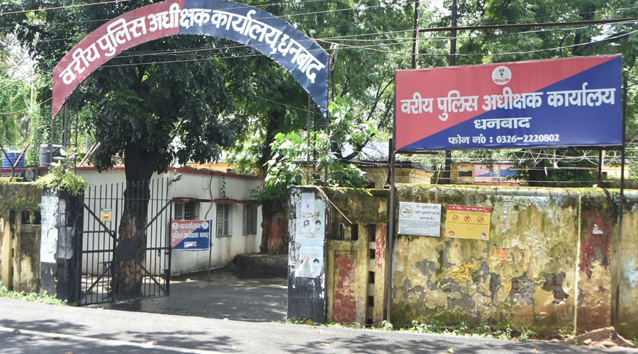 धनबाद: प्रिंस खान गैंग के खिलाफ पुलिस की सख्ती जारी,तीन और से हो रही पूछताछ 