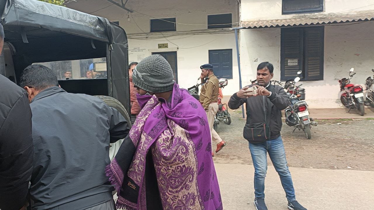 Crypto Currency के नाम पर 20 करोड़ की ठगी!ठगी के पैसे से करता था विदेश की यात्रा,सीआईडी ने दबोचा