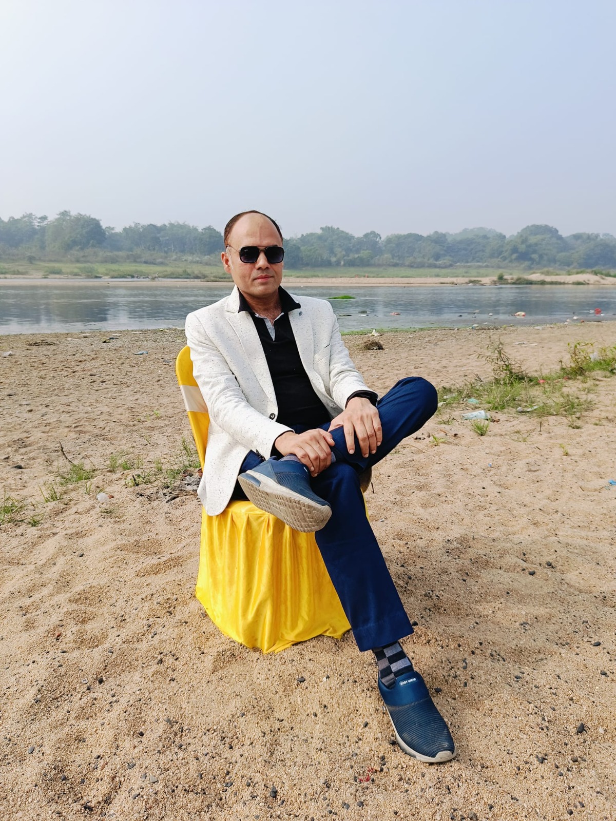 बैंकमोड़ निशा मर्डर कांड : संदेही ब्रांच मैनेजर नीरज आनंद घर में मोबाइल रख किया स्विच ऑफ और हो गया फरार