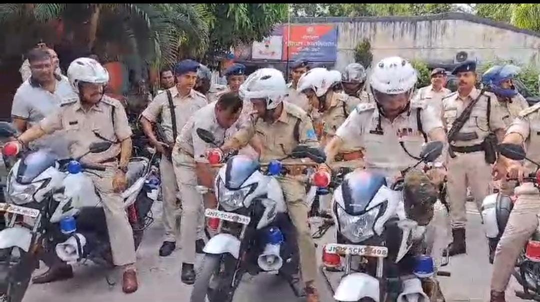 जमशेदपुर: होली पर शराब पीकर हुड़दंग करनेवालों की खैर नहीं! नशे की हालत में पकड़े जाने पर होगी कार्रवाई, एसएसपी ने दिये सख्त निर्देश