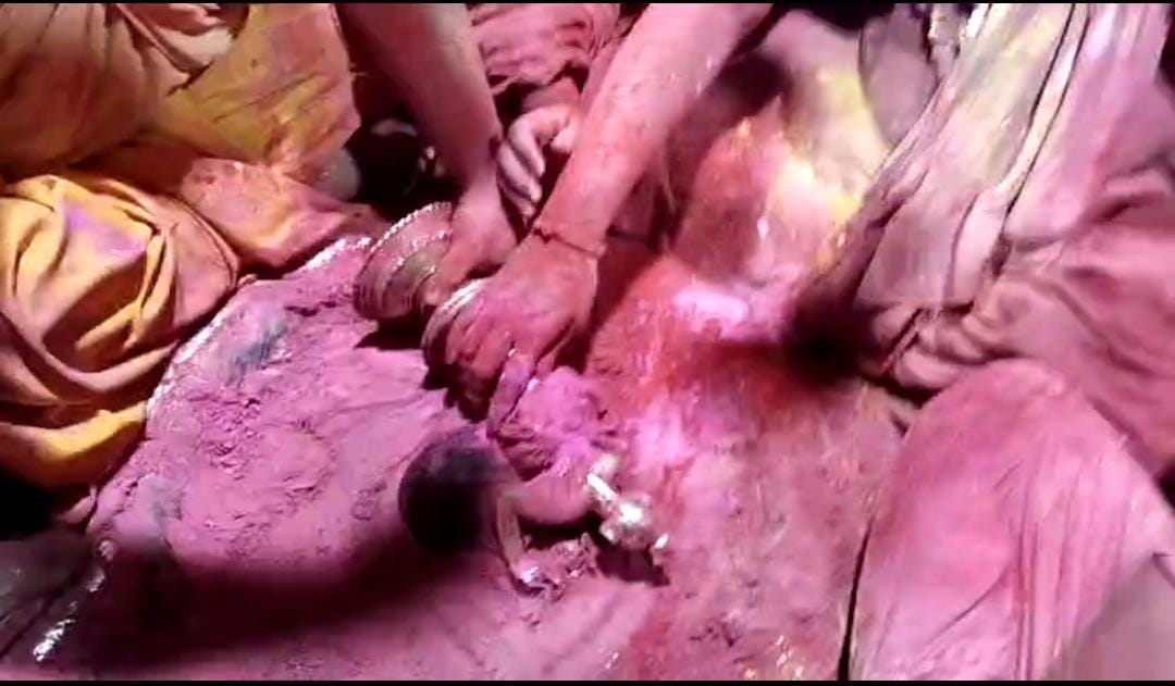 हरि का हर से हुआ मिलन,बाबा बैद्यनाथ के स्थापना दिवस पर खूब उड़ा अबीर गुलाल, होली शुरू, देखे वीडियो