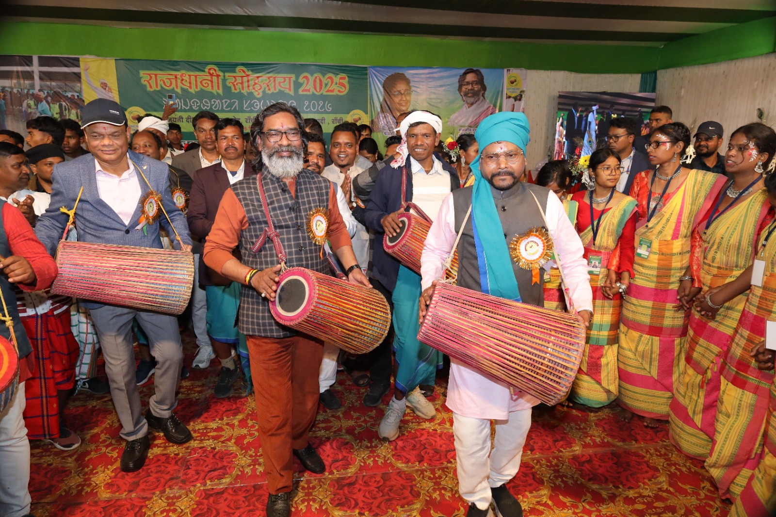 सोहराय मिलन समारोह में शामिल हुए सीएम हेमंत,कहा- प्रकृति को संरक्षित करने में आदिवासी समाज की अहम भूमिका