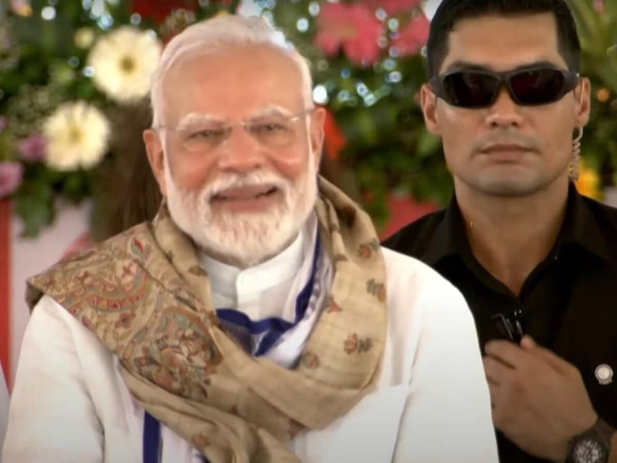 PM in Bihar: हो गया साफ -दो नारों के भरोसे बिहार में एनडीए चुनावी वैतरणी करेगा पार ,पढ़िए पीएम ने क्या कहा !!