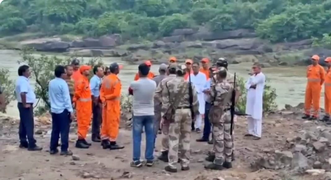 अवैध खनन में मौत का तांडव : बाघमारा में राहत कार्य शुरू करना क्यों एनडीआरएफ के लिए आसान नहीं होगा ,पढ़िए !!