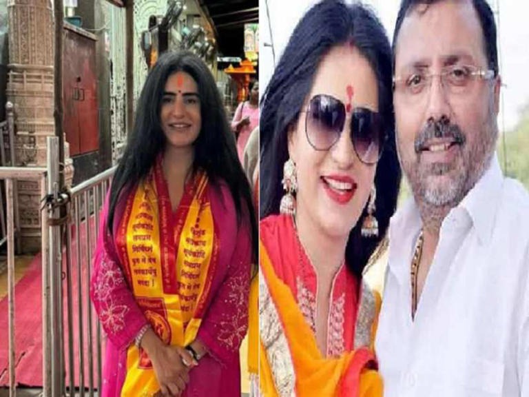 कौन है झारखंड की अनामिका गौतम ,जिनपर अबतक कुल 47 मुकदमे दर्ज किये गए है ,पढ़िए विस्तार से !!