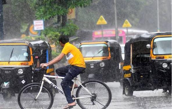 Weather Alert:झारखंड के इन जिलों में 15 से 17 अगस्त तक होगी झमाझम बारिश,पढ़े आज स्वतंत्रता दिवस पर कैसा रहेगा मौसम 