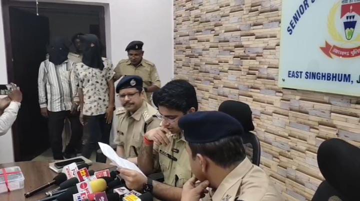 जमशेदपुर:बाग़बेडा पुलिस को मिली बड़ी सफलता, बादशाह खान उर्फ़ अंडा को किया गिरफ्तार