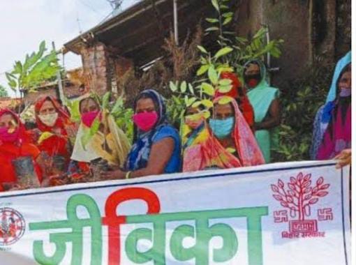 बिहार के विकास में भागीदारी बन रही है जीविका दीदी! नशा मुक्ति और बाल विवाह खिलाफ कर रही हैं जागरूक