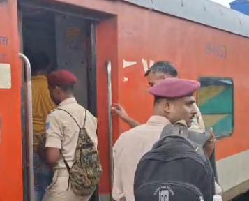 साहिबगंज:लाखों के नकली नोटों के साथ तीन अंतरराज्य तस्कर गिरफ्तार,पढे कैसे हुआ मामले का खुलासा 