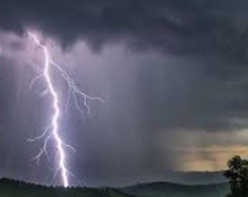 Weather Alert:आज झारखंड के 14 जिलों में तबाही मचा सकती है भारी बारिश,इन 3 जिलों के लोग वज्रपात से रहें सावधान