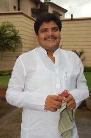बहुचर्चित नीरज सिंह हत्याकांड में लोअर कोर्ट बुधवार को सुनाएगी  फैसला ,सुरक्षा के रहेंगे कड़े इंतजाम !!