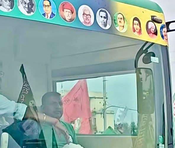 कुछ तो गड़बड़ है ! तेजप्रताप यादव के बाद अब रोहिणी आचार्य ने संजय यादव के खिलाफ खोला मोर्चा,कह दी ये बात 