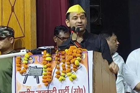 लालू परिवार में संजय यादव पर संग्राम, रोहिणी-तेज प्रताप आमने-सामने