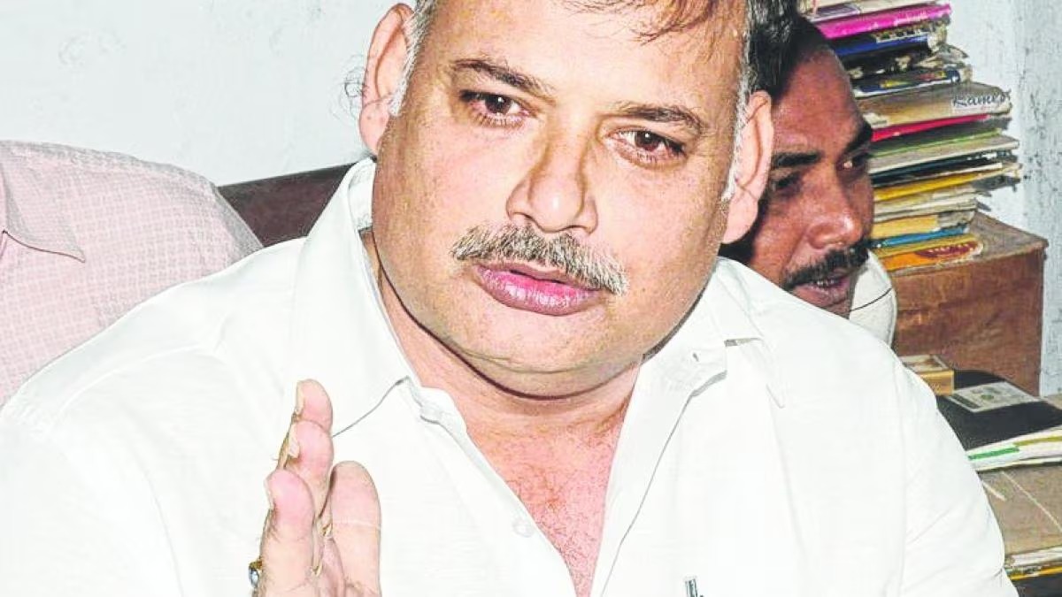 Bihar Election: मुन्ना शुक्ला की जेल शिफ्टिंग से सुलगी सियासत, बाहुबली की बेटी ने क्यों कहा -खरोंच  भी आई, तो नहीं छोड़ूंगी !