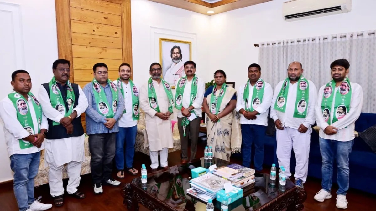 Ghatshila By Election: भाजपा में एक और बड़ी सेंधमारी करने के फ़िराक में झामुमो, पार्टी तो अब शुरू हुई है -का क्या है मतलब!