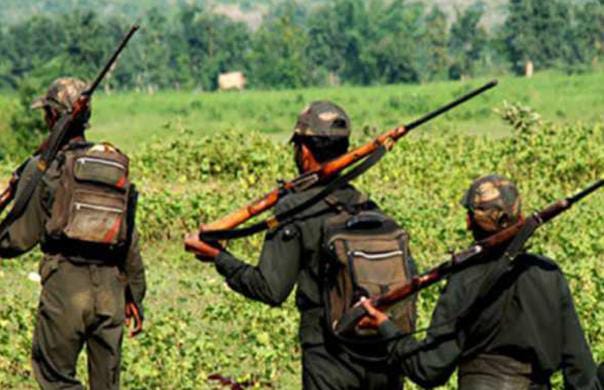 गुमला के घाघरा में दूसरे दिन भी चिपकाया गया माओवादी पोस्टर, लोगों में दहशत का माहौल