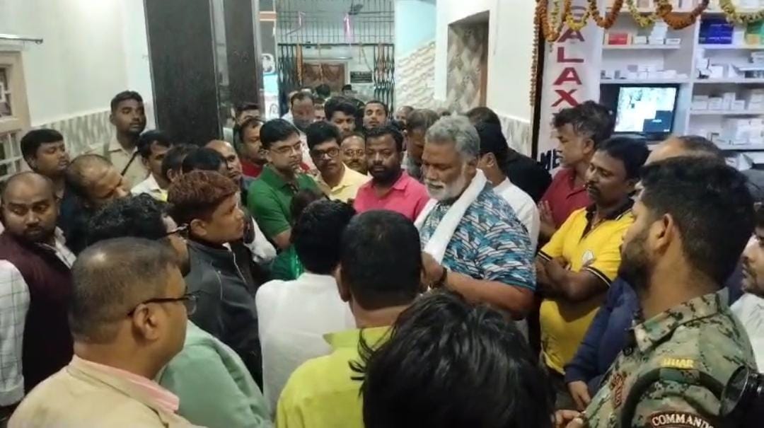 पूर्णिया में JDU नेता के परिवार के तीन लोगों की संदिग्ध स्थिति में मौत, पप्पू यादव ने उच्च स्तरीय जांच करवाने की मांग की 