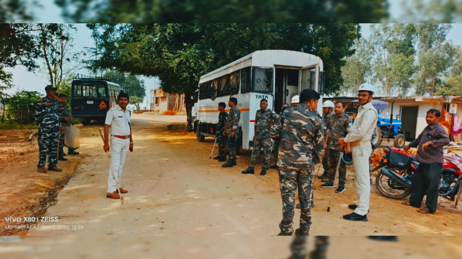 BREAKING : शोभायात्रा के दौरान दो पक्षों में भिड़ंत, पत्थरबाजी में 12 से ज्यादा लोग घायल