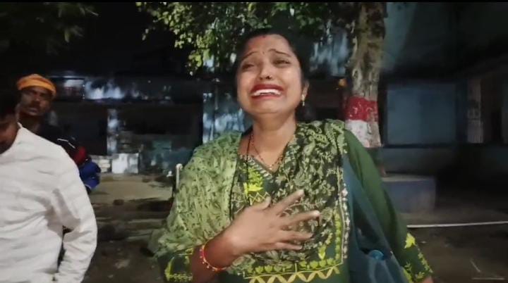 बड़ी खबर:नालंदा में ऐसिड अटैक से मचा हडकंप, वार्ड गर्ल पर फेका गया ऐसिड से भरा बोतल 